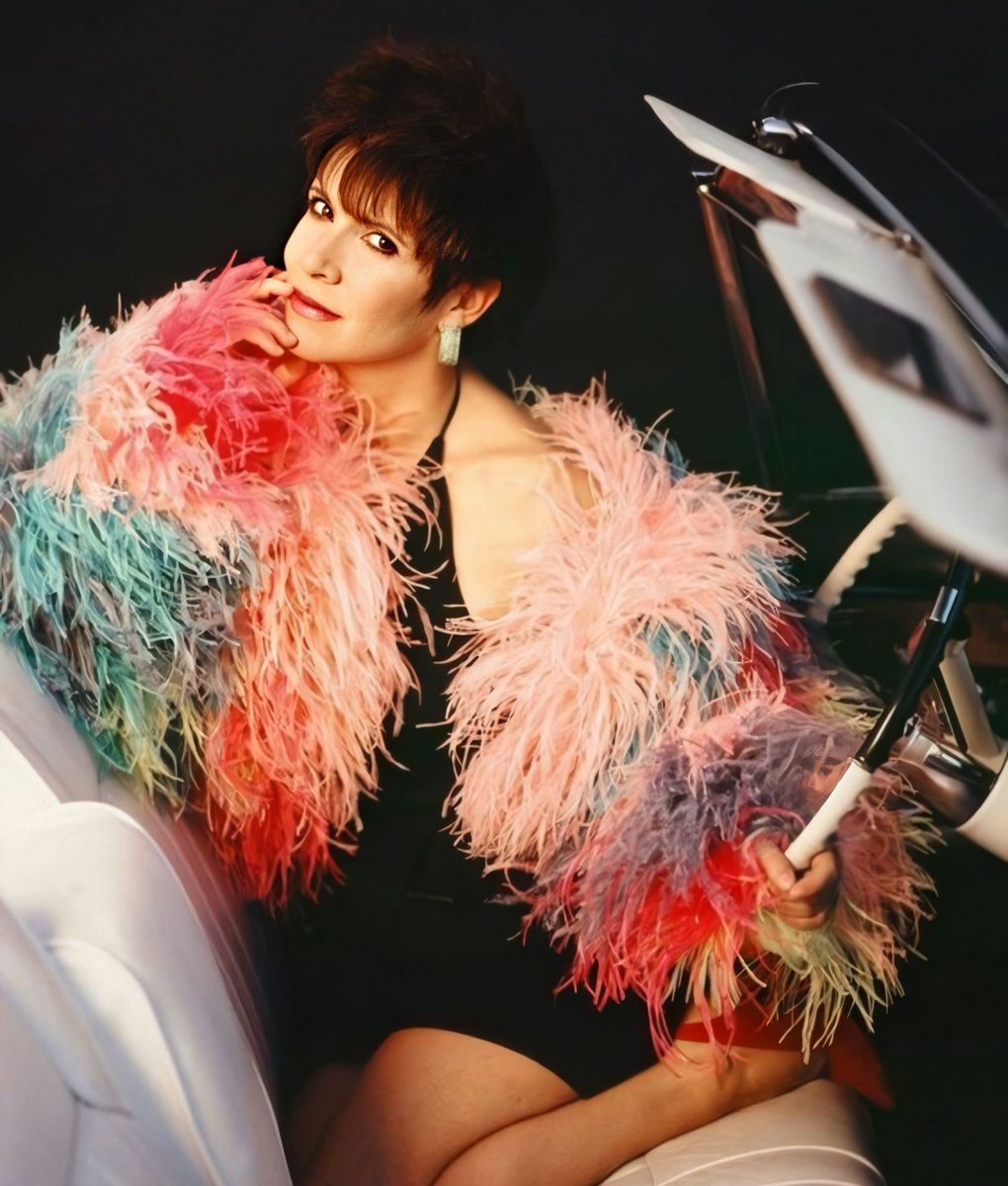 carrie fisher as colors of the rainbow; a thread 