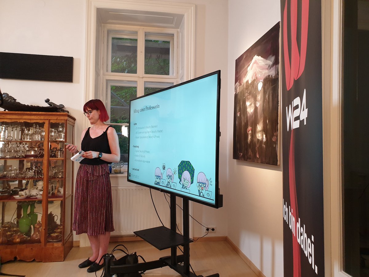 Jetzt <a href="/lindorferin/">Martina Lindorfer</a> #DigitalerSalon #Wien