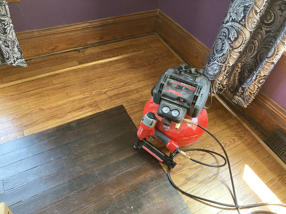 TeelaWild's tweet photo. Floor/ceiling molding used to be my least fave job until we got this bad boy lol Who needs some molding put in? I’ll do it for cheap! #NailGun #HardwoodInception https://t.co/M9qEntGY9P