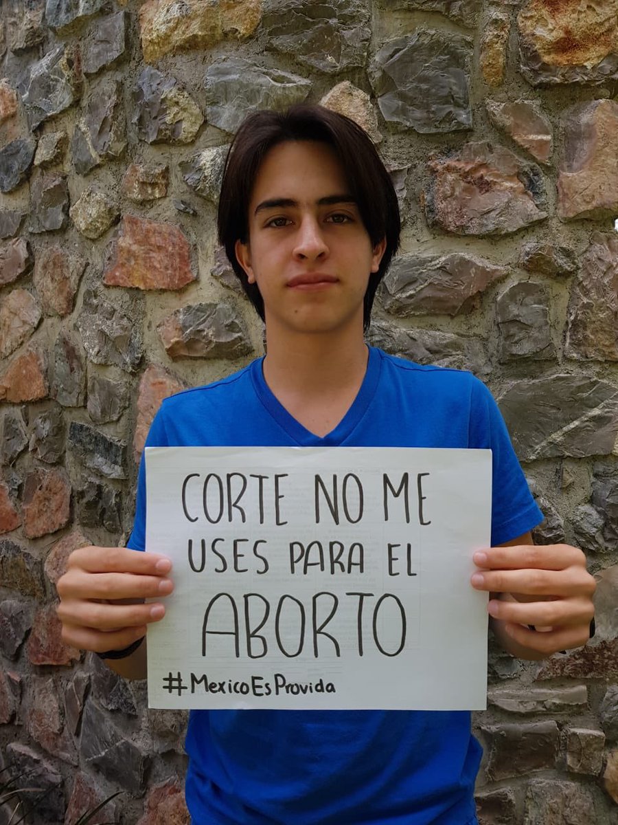 JuviPuebla's tweet photo. Los miembros de Juvi Puebla nos levantamos para decir fuerte y claro: “Corte NO me uses para el Aborto”
#SupremaInjusticia
#CorteAbortoNo
#MexicoEsProvida https://t.co/k12haf6fAq