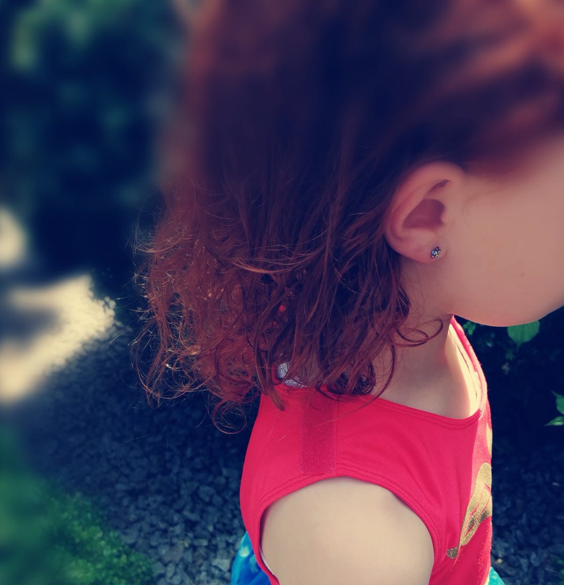 StudexMe's tweet image. Congratulations to Lea L. (5), one of the weekly winners of our “Earrings for Little Heroes” photo and drawing contest! Participate to win: earpiercing.biz/studex-contest… 
#studex #studexsystem75 #sensitiveforkids #littleheroes #littleheroines #earpiercing #earrings