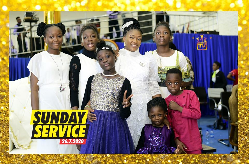 ofmhamburg's tweet photo. SUNDAY SERVICE WITH THE RESTORATION FATHER & DYNAMIC MOTHER, APOSTLE JOHNSON & DR LIZZY-JOHNSON SULEMAN
** THE BLESSED FAMILY OF OUR COVERINGS @ AJS & DLJS
GOD IS GOOD!
#SundayService #OFMHQ
#WithApostleJohnsonSuleman
#DrLizzyJohnsonSuleman
#26thJuly2020 #CelebrationTV https://t.co/AJKFjC35OB