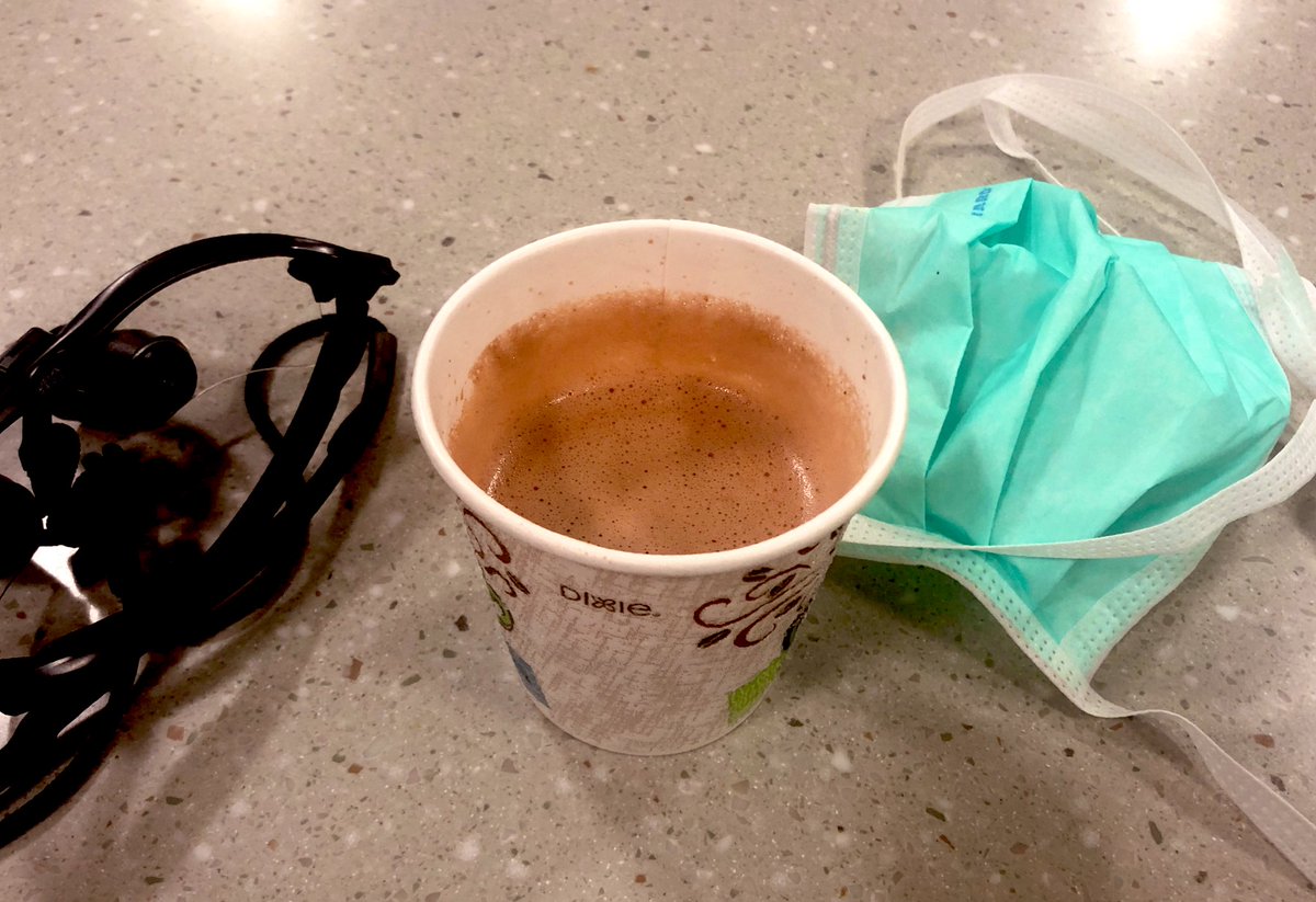 JulieDoberne's tweet photo. My Program Director wouldn’t let me tweet a pic of the jaw-dropping PTE specimen, so I’m tweeting a pic of my hot cocoa during Rewarming instead.
#14Centigrade #CircArrest #pulmonarythromboendarterectomy #PTE #rewarm #rewarming @DukeCTSurgery @DukeSurgery #HotCocoa #warmblanket https://t.co/dXghfy0QRN