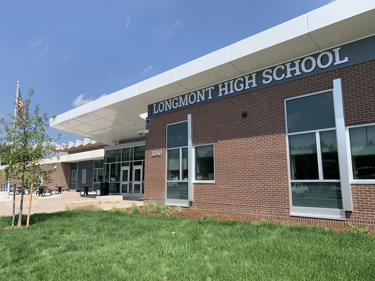 Proud to welcome our Trojans to our inaugural Project Launch: Algebra 1 today!!! We are Launching our students into high school success the Trojan Way. Taking transition by #StVrainStorm <a href="/longs_peakms/">Longs Peak Middle School</a> <a href="/LHSTrojanWay/">LHSTrojanWay</a> <a href="/WestviewSVVSD/">Westview Middle School</a>