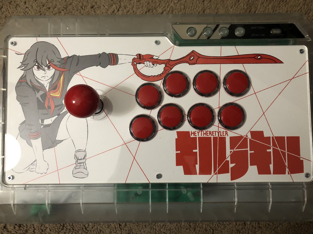 She’s finished!! Thanks  @focusattack for the art print and plexi!