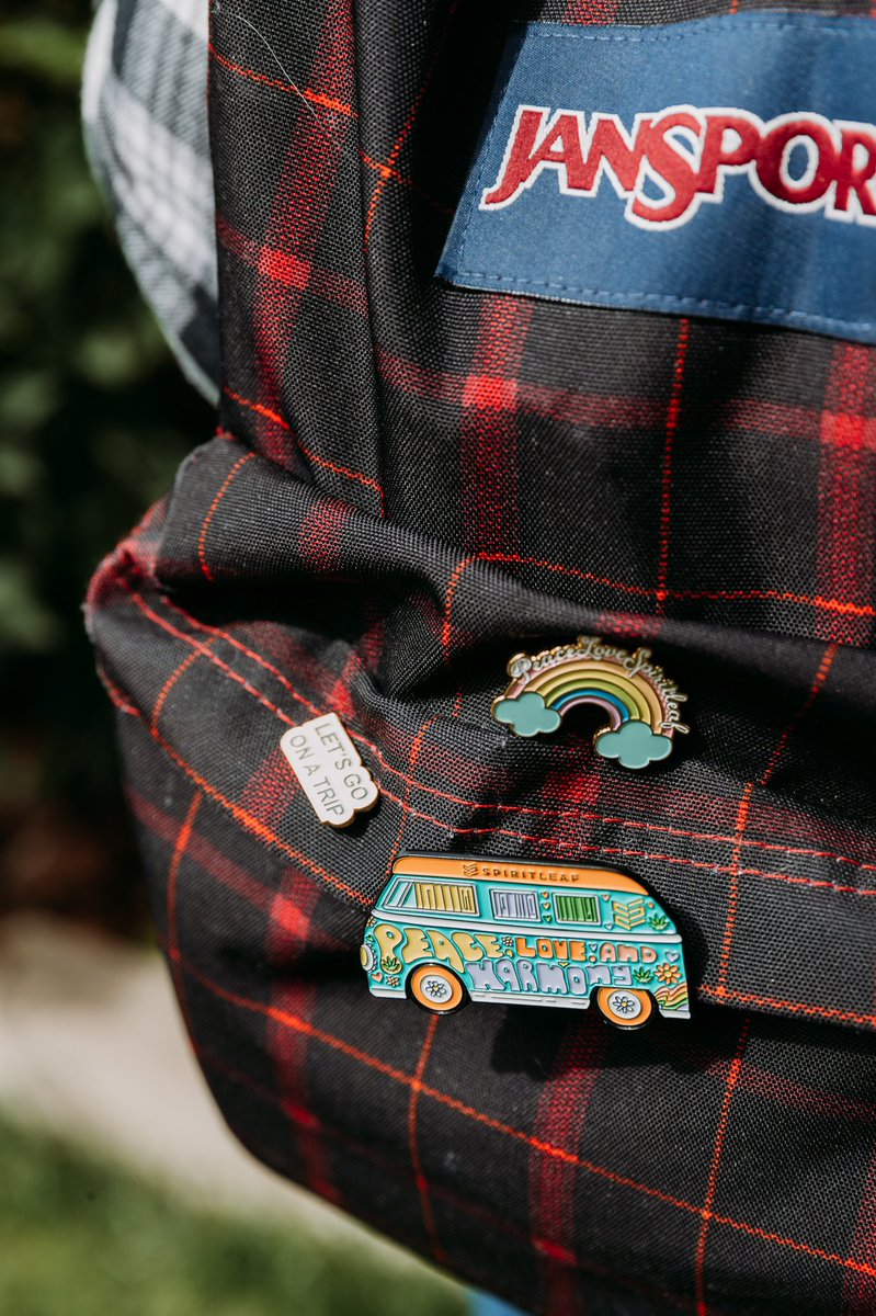 SpiritleafBanff's tweet photo. The Spiritbus is here all day!
Enjoy 15% off, LP swag, double collective points, and a rad little #spiritbustour pin πβπΌπ
Letβs go on a trip! #spiritleaf #highupinbanff https://t.co/EiF3xiI2Cg