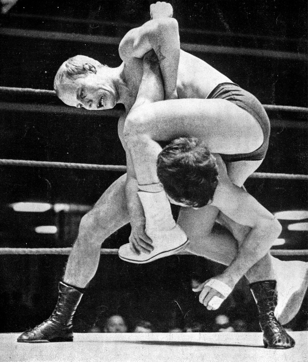 Ten of the Best of Zoltan Boscik - 2/2vs. Alan Sargeant: vs. Steve Grey: vs. John Naylor: vs. Leon Fortuna:  https://vimeo.com/442181914&nbsp;vs. Kid McCoy:  #WorldOfSport