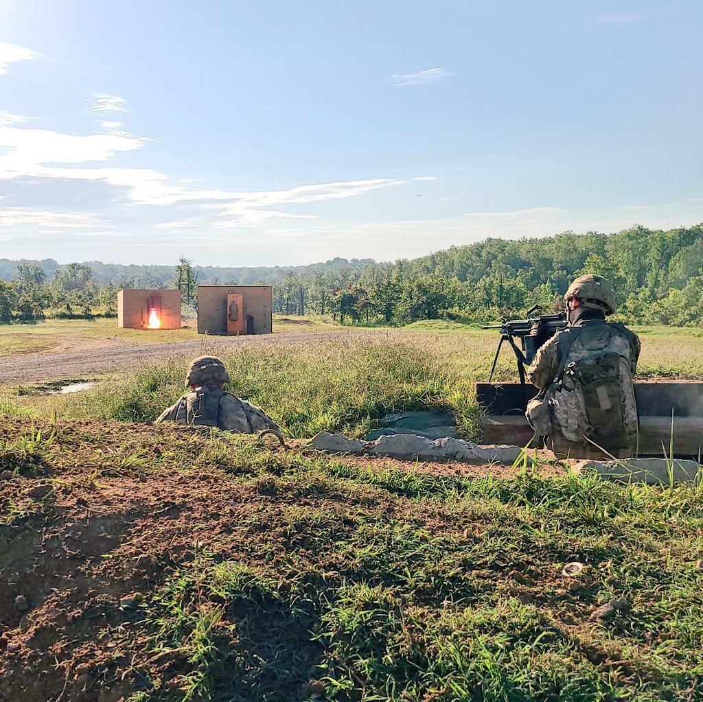 NoSlackBN's tweet photo. A little bit of #flash and a whole lot of #boom! No Slack Platoons were getting after it with some demo during their Platoon Live Fire Exercises! #NoSlack #WinningAtJRTC #BuildingSpeed #FlashBoom @101Bastogne @101stAASLTDIV https://t.co/cPX1rUuWxZ