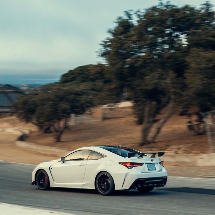 LexusPembroke's tweet photo. Determined to fit in a fun summer drive. #DriversProject https://t.co/09lnopVVTo