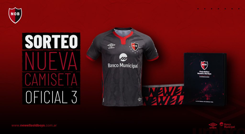 Newells's tweet photo. ¡SORTEO! 🚩🏴

¿Querés ganarte la nueva camiseta de @UmbroArgentina? 🔥

•RT y fav a este twitt, mencioná a tres personas y estás participando ✔️

Ah, viene con la caja... 😏 https://t.co/Raoq0IL4lv