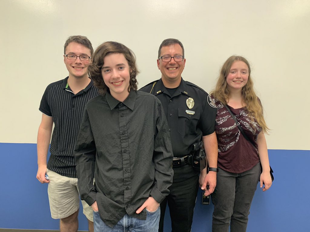 SmokingJacket26's tweet photo. Went and got Promtoed to Lieutenant today!! My 14 year old Josh pinned me since my 17 year old pinned me last time. #Copslife #BlueLivesMatter https://t.co/eZIVit5uVY
