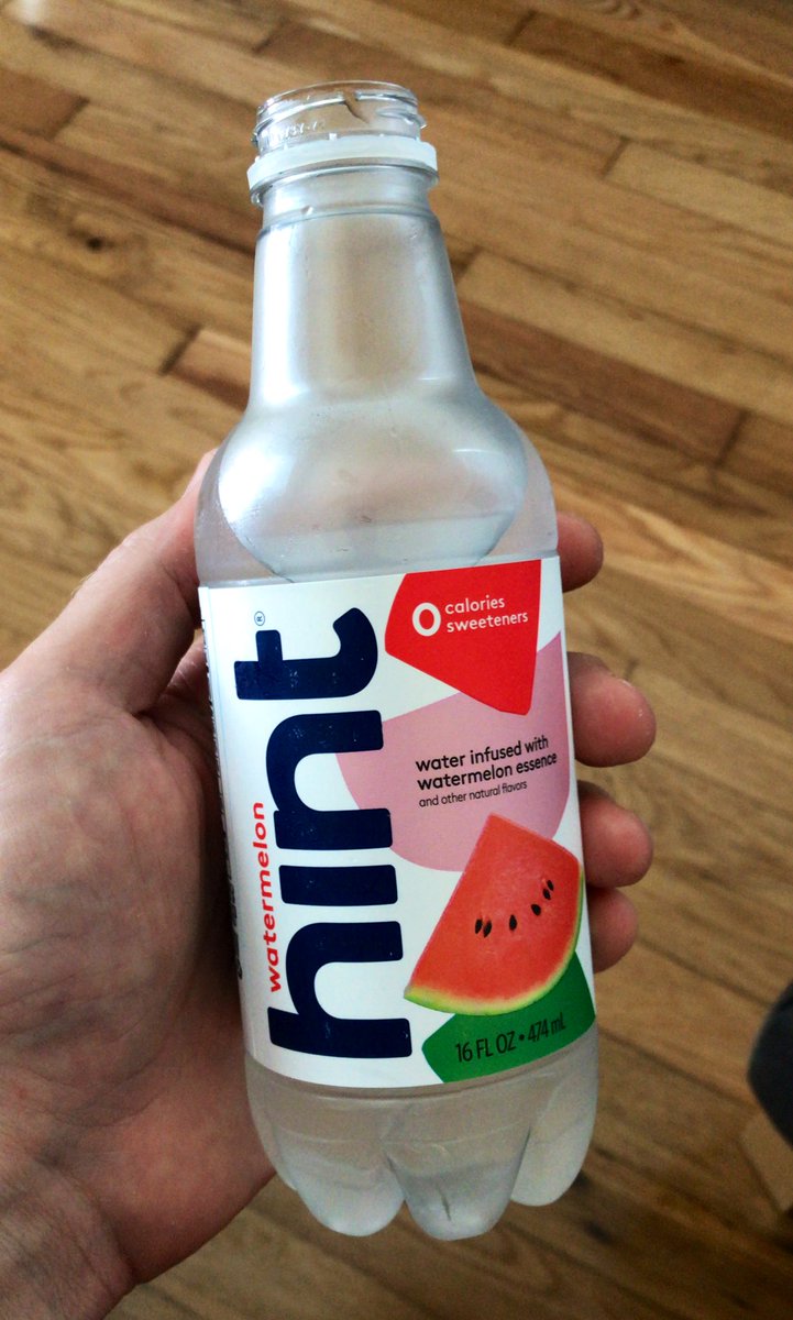 sample_size_one's tweet photo. #Hint Water is pretty simple...water infused with fruit essence. This particular flavor is watermelon 🍉 0 calories, no sweeteners, no juice, just great tasting water w/a hint of ‘natural flavors’. Good change of pace from all the sweetened beverages &amp; bubly water #SanFranciso 🇺🇸 https://t.co/FuLYP97ZzG