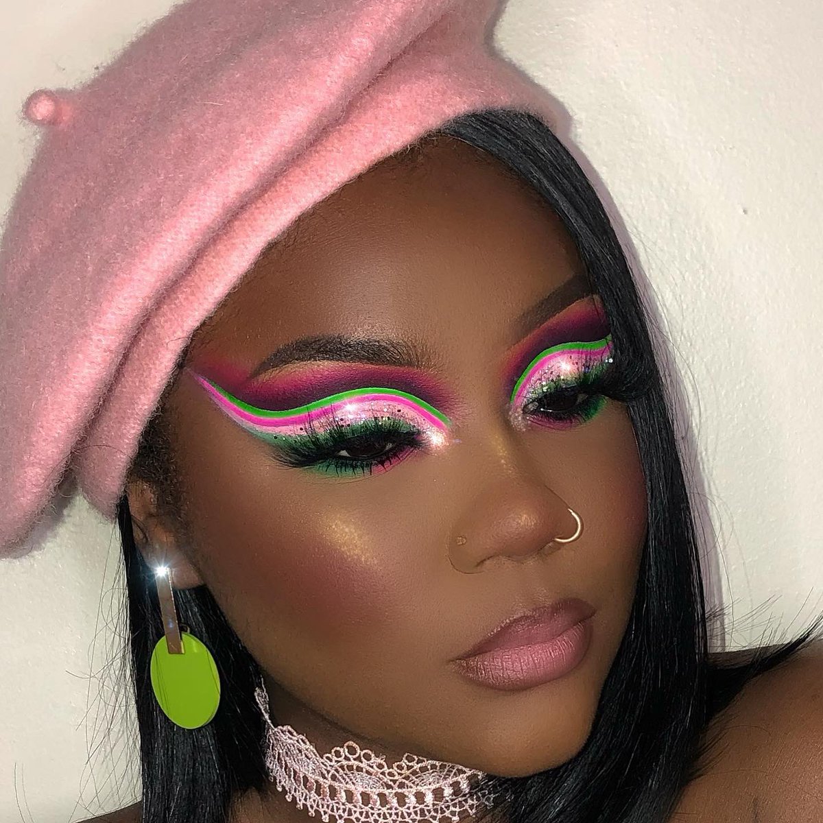makeupexpert4's tweet photo. My new French Beret &amp; Choker series just started! 
@elfcosmetics poreless putty primer
@MakeupRevUSA xxrevolution xxfine brow pencil “deep brown”
@MorpheBrushes x @Jaclynhill Vol 2 palette
@MakeupRevUSA XXrevolution blush “rebel” highlighter “frequency”
#mua #cutcrease #liner https://t.co/csDDHoF5CX