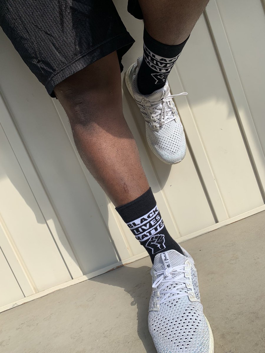 quezdaman_36's tweet photo. For the socks shop at 
https://t.co/UdC7FA7IGh

Every BLM sock, some of the proceeds will go towards BBBA. Building Better Brothers Academy is a academy started by a former teammate Terry Bartholomew in Atlanta to help mentor and groom young black men. https://t.co/QoN6Pb7kBt
