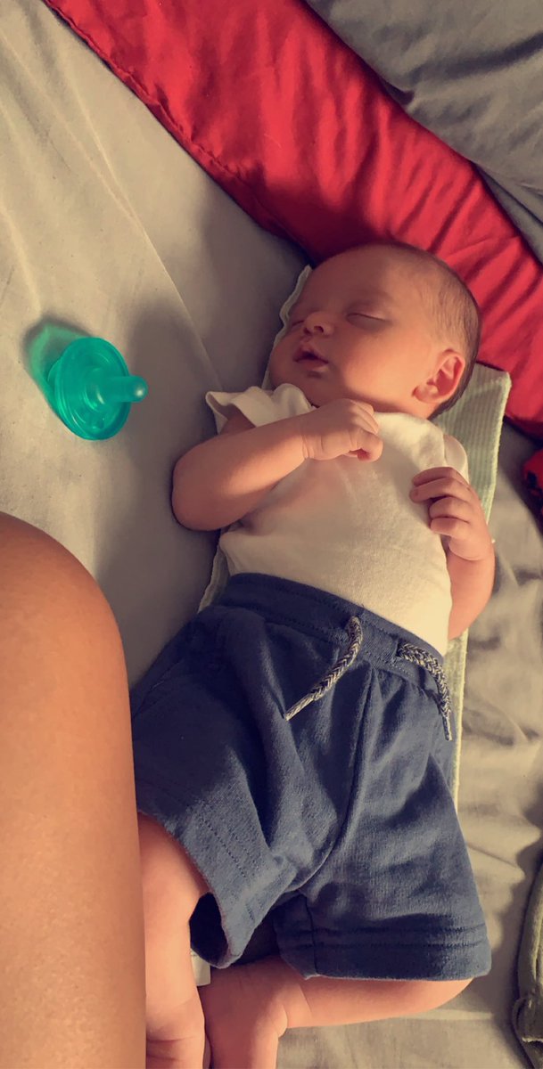 _alwine14's tweet photo. meet my super sleepy best friend, Kam 💙🧸 https://t.co/3dZGbcrBC0