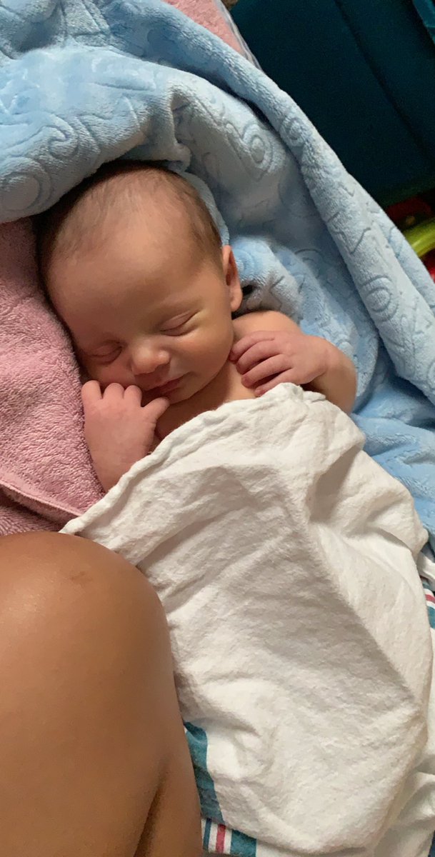 _alwine14's tweet photo. meet my super sleepy best friend, Kam 💙🧸 https://t.co/3dZGbcrBC0