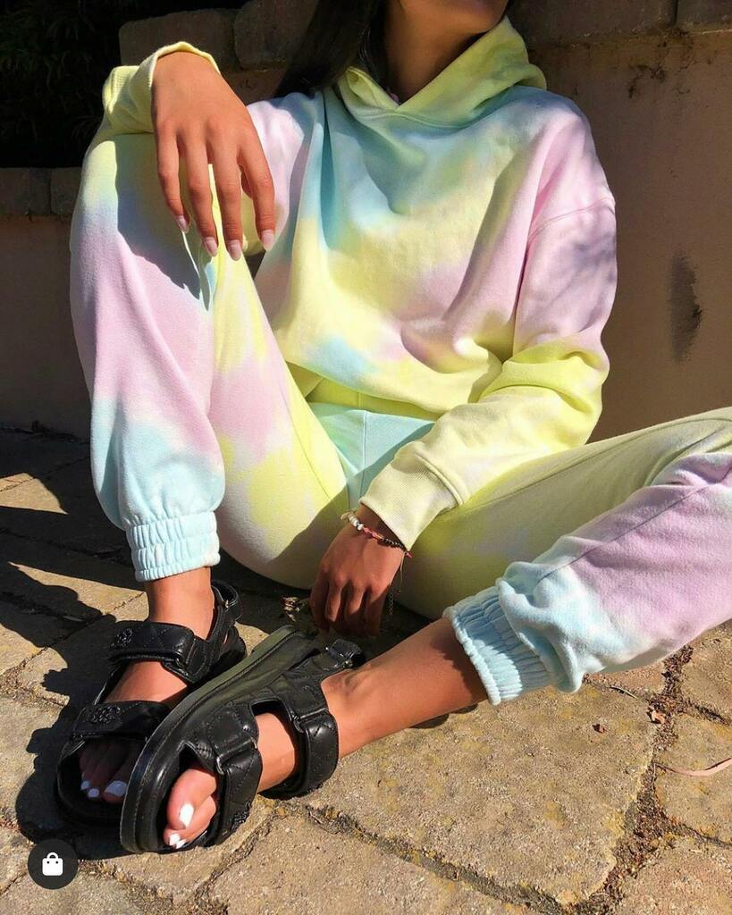 largodrive's tweet photo. Monday mood 💕 tie dye heaven from @frankiesbikinis

#shoplargodrive #largodrive #travel #wardrobe #clothing #ootd #outfit #styleoftheday #style #styling #onlineshopping #haul #outfitoftheday #styleblogger #whatiwore #fashiondiaries #ou… https://t.co/BE0CKWWkRd https://t.co/kdxZPft4Wr