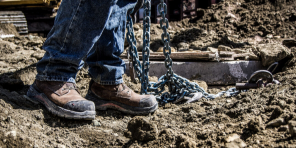 RedWingShoesSac's tweet photo. For the long, hard hours on your feet - building up, restoring or tearing down - thank you for your work in our communities! 
https://t.co/MbPkDCGGGw https://t.co/qyKvgYU0ra