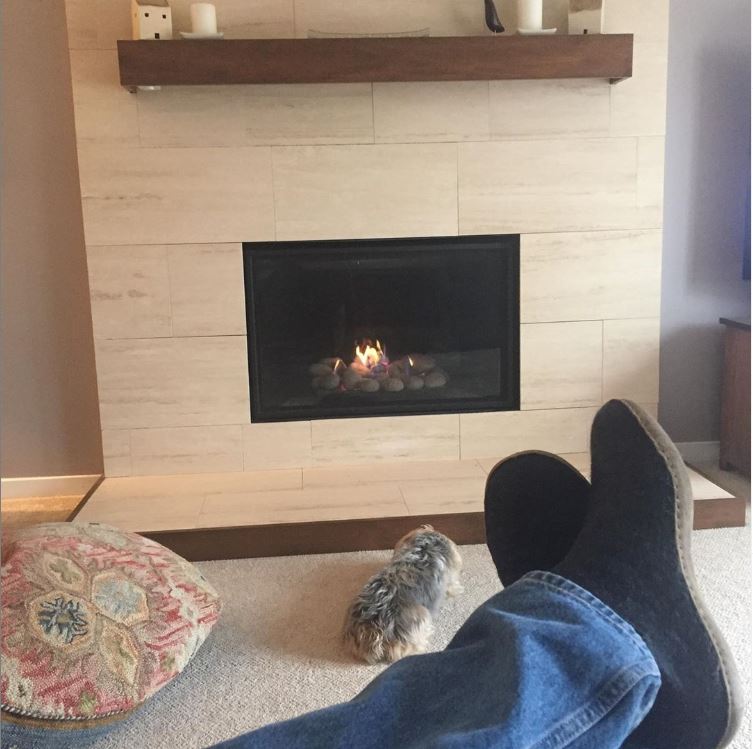 Glerupsca's tweet photo. All year comfort, crafted with love and care from the sheep to your feet. 
Ph: @vintageengravings
#glerupsca https://t.co/x8sZJHdmfN