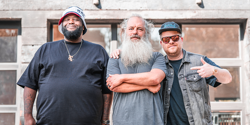 pushkinpods's tweet photo. Tuesday: @runjewels return to #BrokenRecordPod for Pt. 2 with @RickRubin to cover the prophetic nature of #RTJ4 and a whole lot more. Subscribe now: https://t.co/JqilJ0OA8b https://t.co/UUrg974UZ3