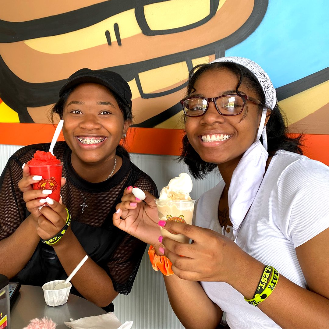 jeremiahsice's tweet photo. McKinney, TXโฆ the wait is finally over! Weโd like to introduce the newest additions to our franchise family, Megan and Tim Bourke and Romy Jaraplasan, who opened their doors today to their surrounding communities.
#JeremiahsIceOfMcKinneyTX #ItalianIce #SoftIceCream #Gelatis https://t.co/awPfylgyX1