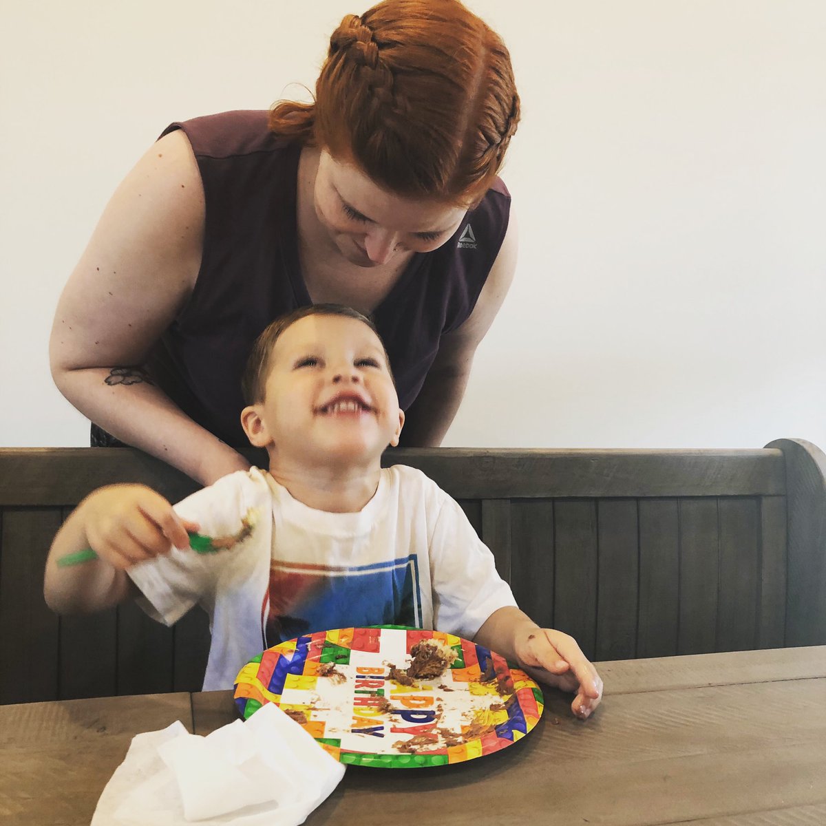 _cheryllynn88's tweet photo. Happy 3rd Birthday to the little man so fearless it terrifies me 🎉😘💜 #owendavid #nephew https://t.co/CXF4N0WmK8