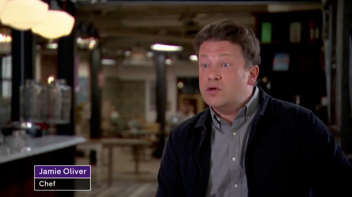 ArchRose90's tweet photo. Jamie Oliver is on TV telling us all to lose weight... https://t.co/dWJShHQSRW