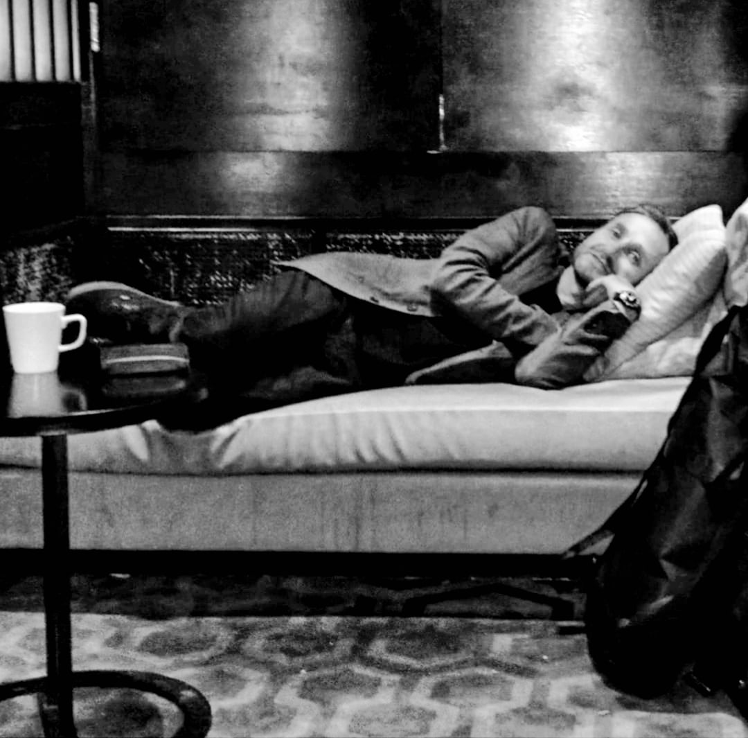 reno_ta's tweet photo. Just imagine how Saul listens #lullabiesfromlockdown by Jim from @wearejames 😼 https://t.co/GXSkByqMkY
