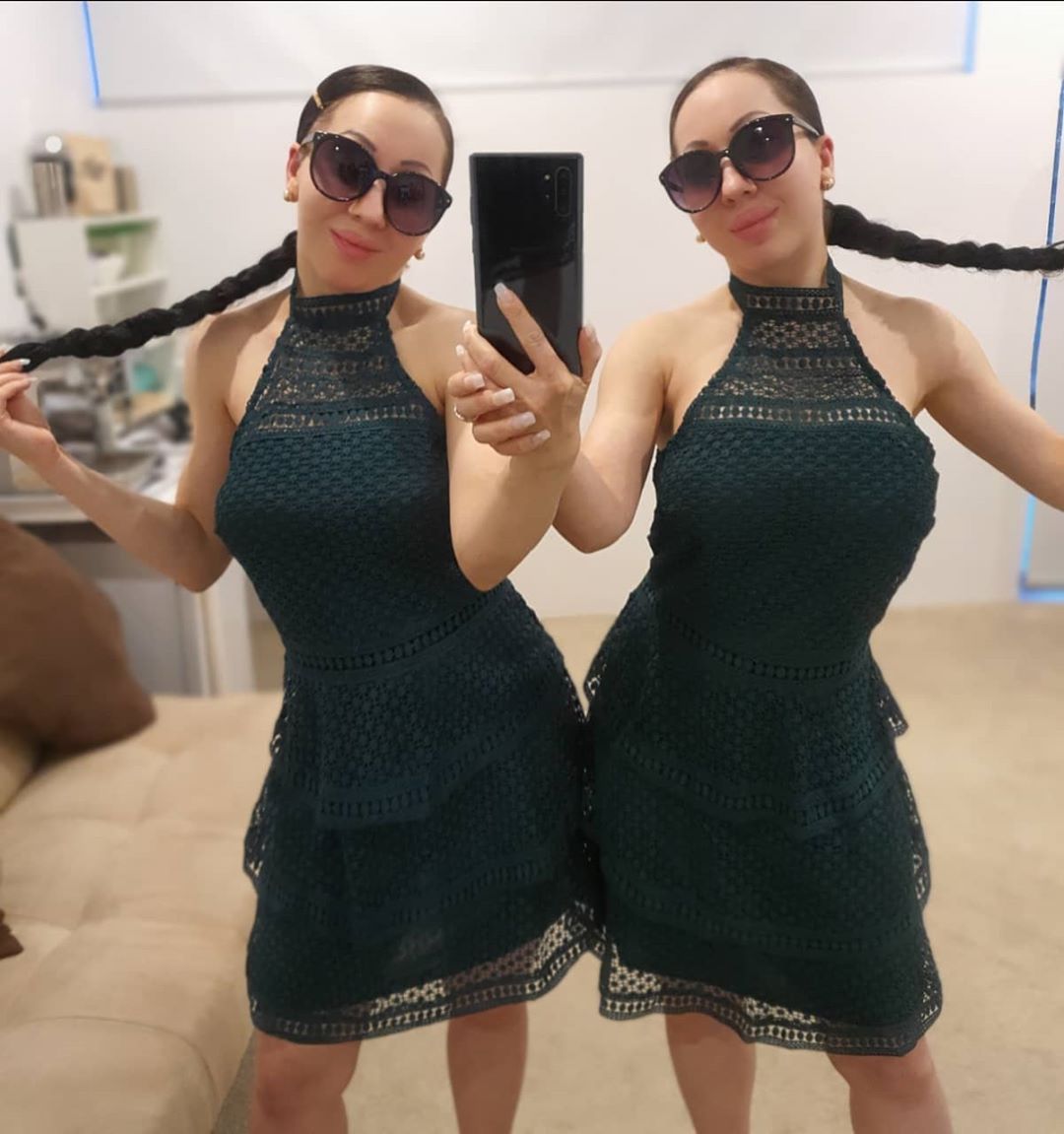 AmboeNews's tweet photo. Las gemelas más idénticas del mundo con planes de embarazo doble

Leé más acá 👇
https://t.co/wWZ5XcNKQj

#annalucydecinque #gemelos #embarazodoble #twins #thismorning #argentina #misiones #amboe #news https://t.co/QACoYj58EY