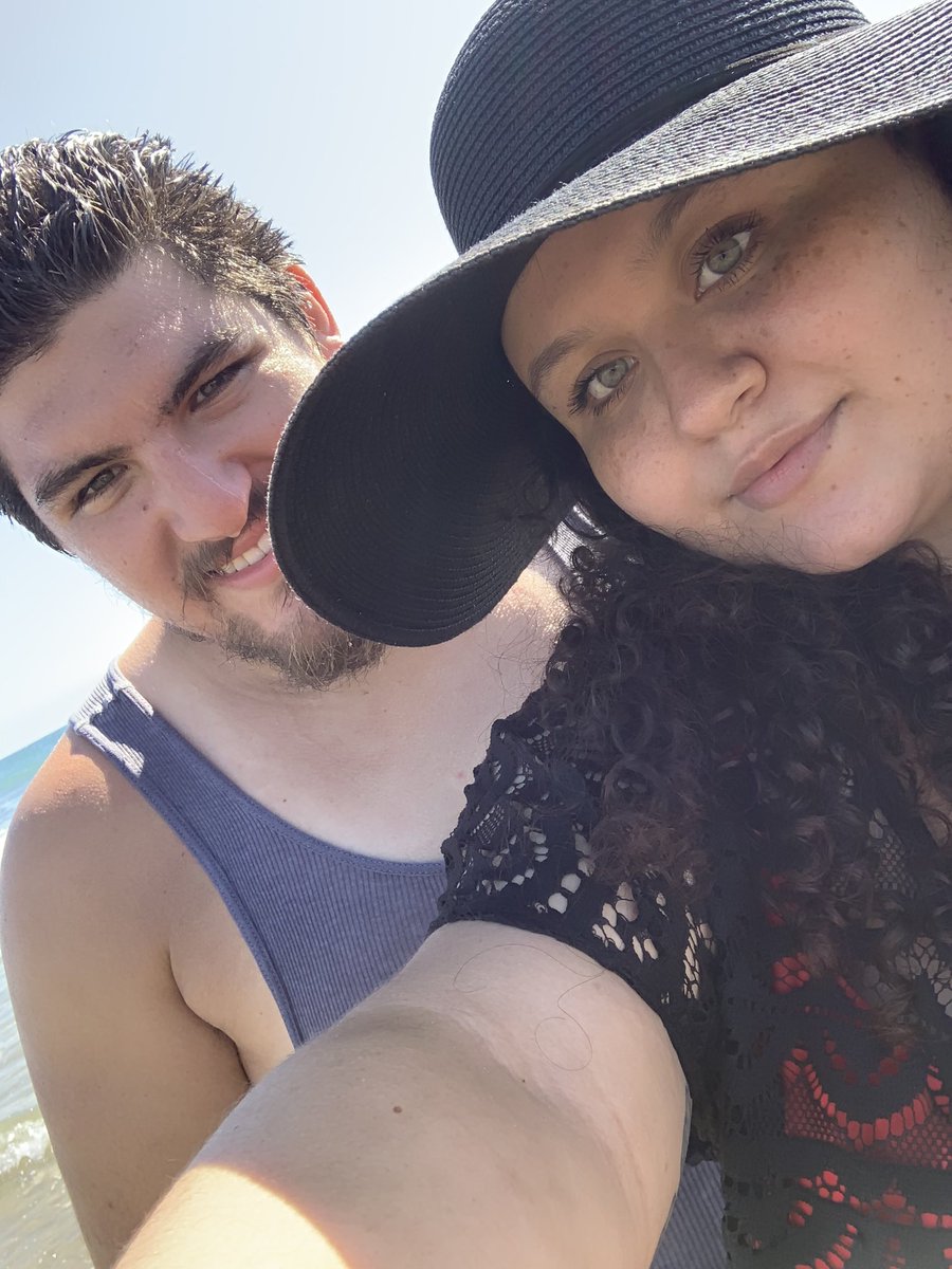 smbarraz's tweet photo. Living our best life 🗺🚗💕 https://t.co/ncC9LUNrkm