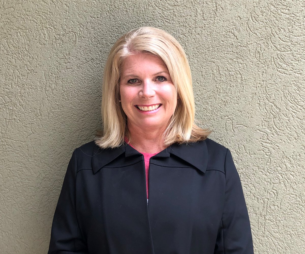 iega_t's tweet photo. Recently, both TIEGA & GACTE recognized Kimberly Guy as their 2020 Career Guidance Award winner. Congratulations Kim & good luck at the next level! @GACTE @kimguy5304 @GeorgiaCTAE @HallCountyWBL @LCCA_HS #tiega #ctaedelivers #careerguidance https://t.co/VERepCPCTB