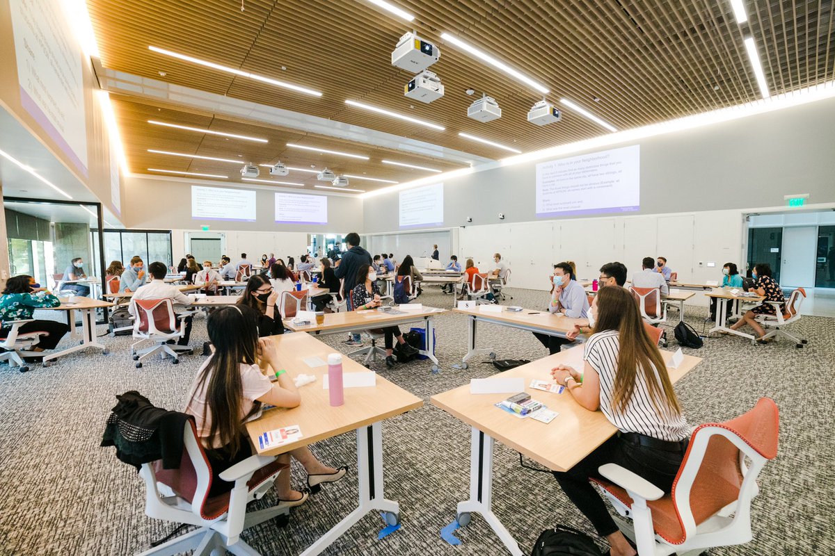 KPMedSchool's tweet photo. The well-being of our #medstudents is our top priority. We have implemented physical distancing and masking requirements for all in-person classes. #KPSOM #KPMed2024 https://t.co/ONz69TSwXc