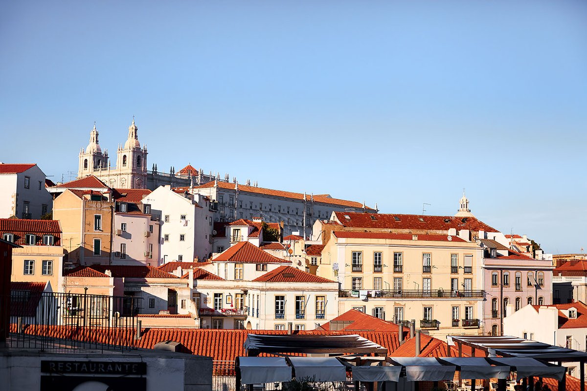 prAna's tweet photo. As one chapter ends, another begins. Here are a few hangouts and memories from #Portugal, our spring muse. What were your favorite moments and what would you like to see more of in the season to come? #c4pc https://t.co/pFb6oRBZxs