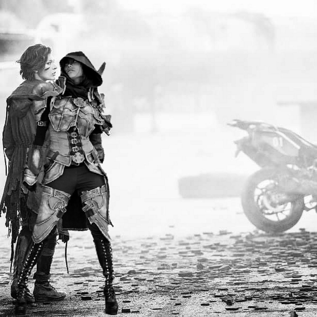 KickAssAliceRE's tweet photo. #happyanniversary my demonhunter @taylormaynardRE i love you ❤❤❤❤ https://t.co/Hxd9vxiDhp