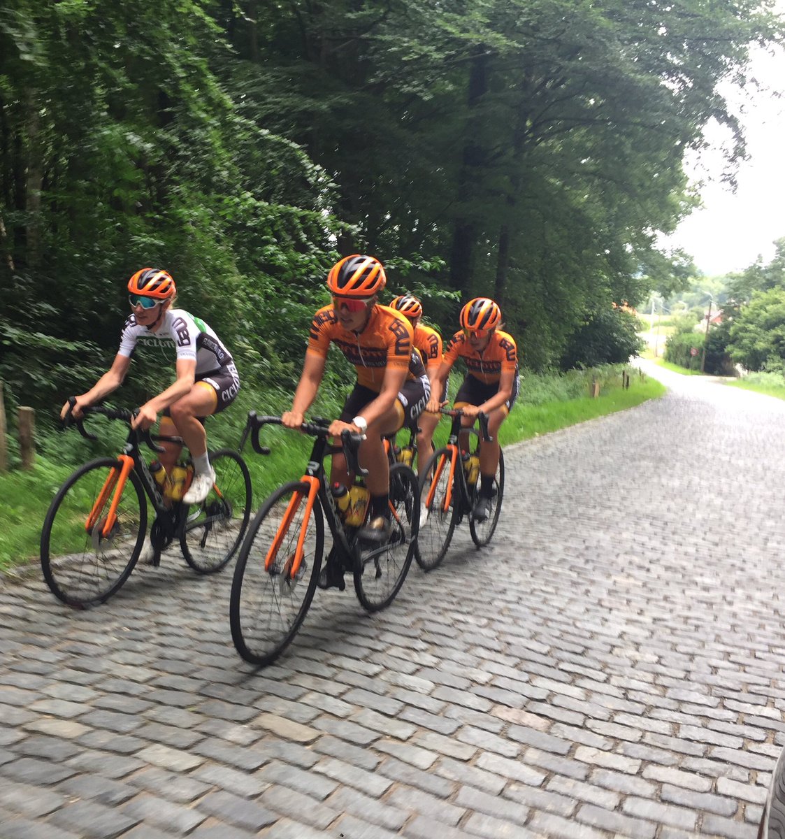 TeamCiclotel's tweet photo. A team quartet through Flanders 🚵‍♀️ 

#teamciclotel #cicloteltravel #cyclinglife #womenscycling #3action #ridleybikes #flandersfields #biketour https://t.co/9EQm0fXTMx