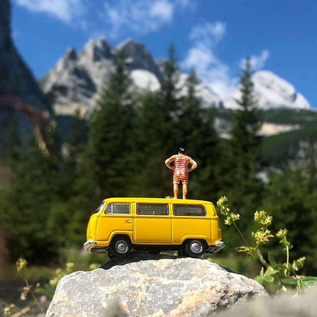 bodosbustour's tweet photo. What a vie! I love the mountains! 💚💙🏔 #bodosbustours #vwbus #vwbulli #vwt2 #camperlife #vanlife #vanlifers #camper #outdoor #adventure #soulomotion #roadtrip #wanderlust #explorer #campervanlife #munichandthemountains https://t.co/k9IKPM0huk https://t.co/k0vTuwjjjT