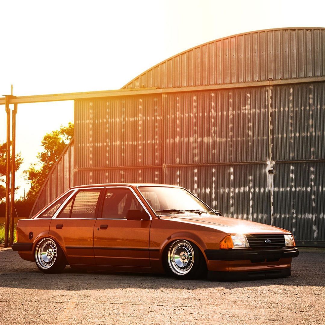 HeritageFord3's tweet photo. Ford Escort Mk3
📷: gnz.garage
#heritageford #bagged #ford #fordescortmk3 #stance #schmidt #airlift #castorsuspensoes #picoftheday #project #lowstance #scrapemetal #qualitystance https://t.co/bm0MYvMrGx