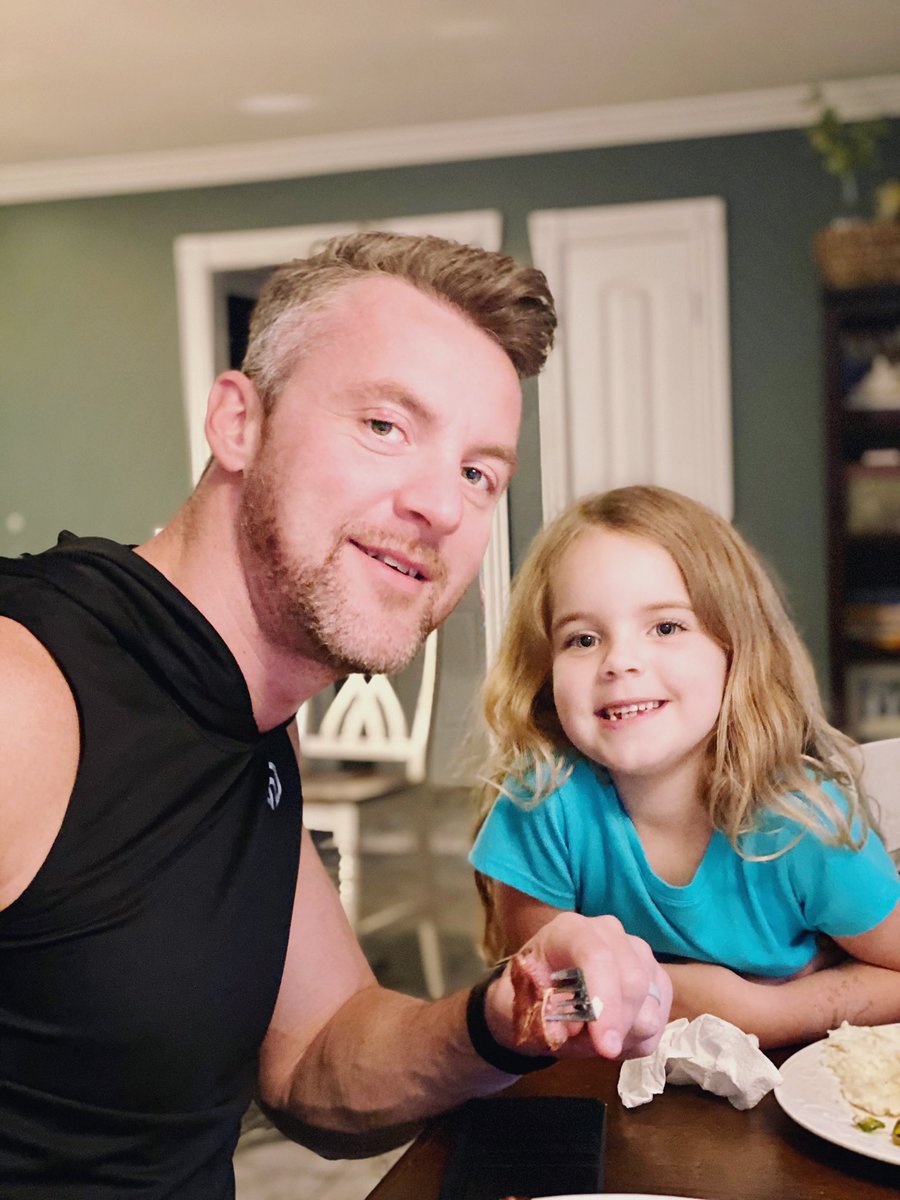 ericanbright's tweet photo. Our time together matters more than ever.  ⁣
Spending my time with those who matter most is something I’ll never regret. https://t.co/O8kW9cL6Ni