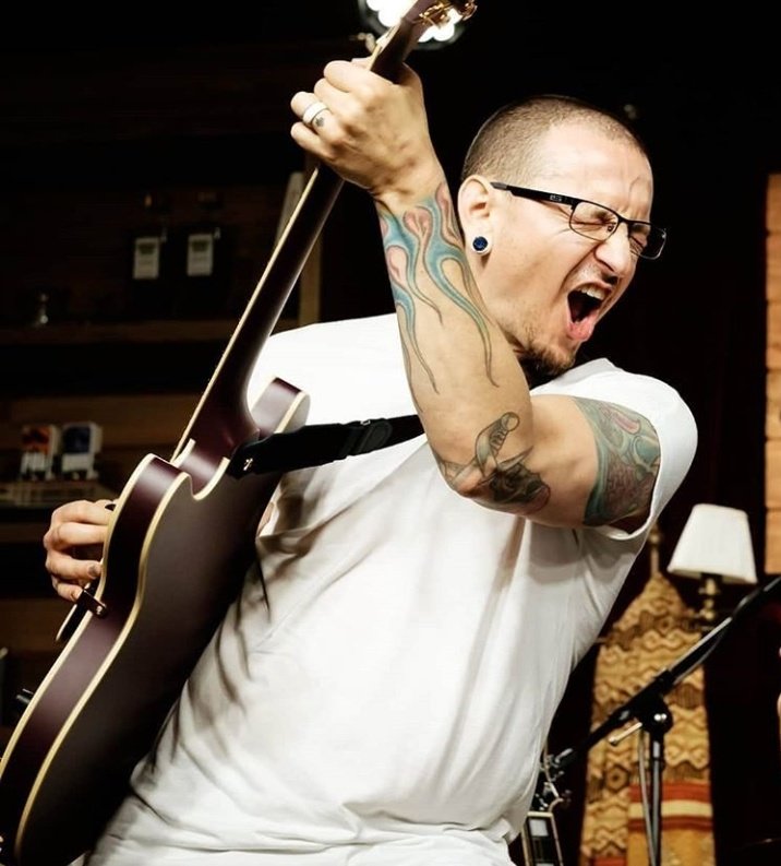 EJAYDAR's tweet photo. 31 días de Julio
31 fotos
Una foto cada día
27/31

#MakeChesterProud 
#LPMX 

@LinkinParkMX 
@linkinpark https://t.co/Y7m1yuMdEd