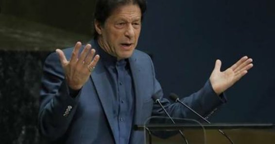 TAJ_INSANE's tweet photo. Guys the old trend is still on the new trend is duplicate
👉new #imrankhanPUBGkolo we can bring back old trend

But put both in your tweets guys tweet,retweet this so ever one can know this

👉 old #ImranKhanPUBGKholo  put both of them in ur tweet https://t.co/gJMLj7lVSJ