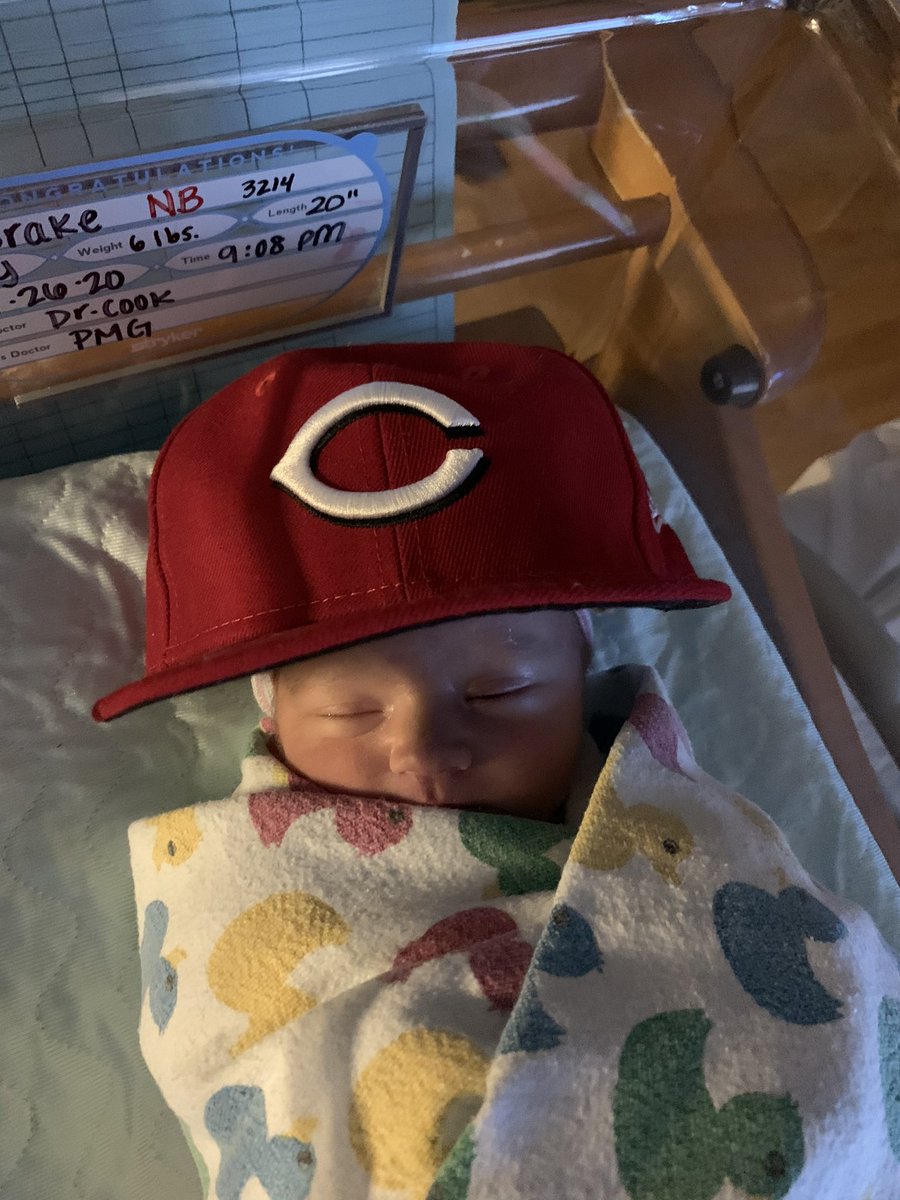 KevinBrake41's tweet image. Even after a frustrating opening weekend my guy still came out a @Reds fan. #PatrickJames