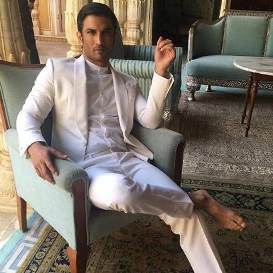 halima09876's tweet photo. Dil Bechara was my last Bollywood movie.I won't watch any bollywood movie till @itsSSR gets justice.
Who else is ready for this commitment?
#CBICrucialForSSR #HappyBirthdayDhanush #MaheshBhatt https://t.co/PkHBCvsi9C