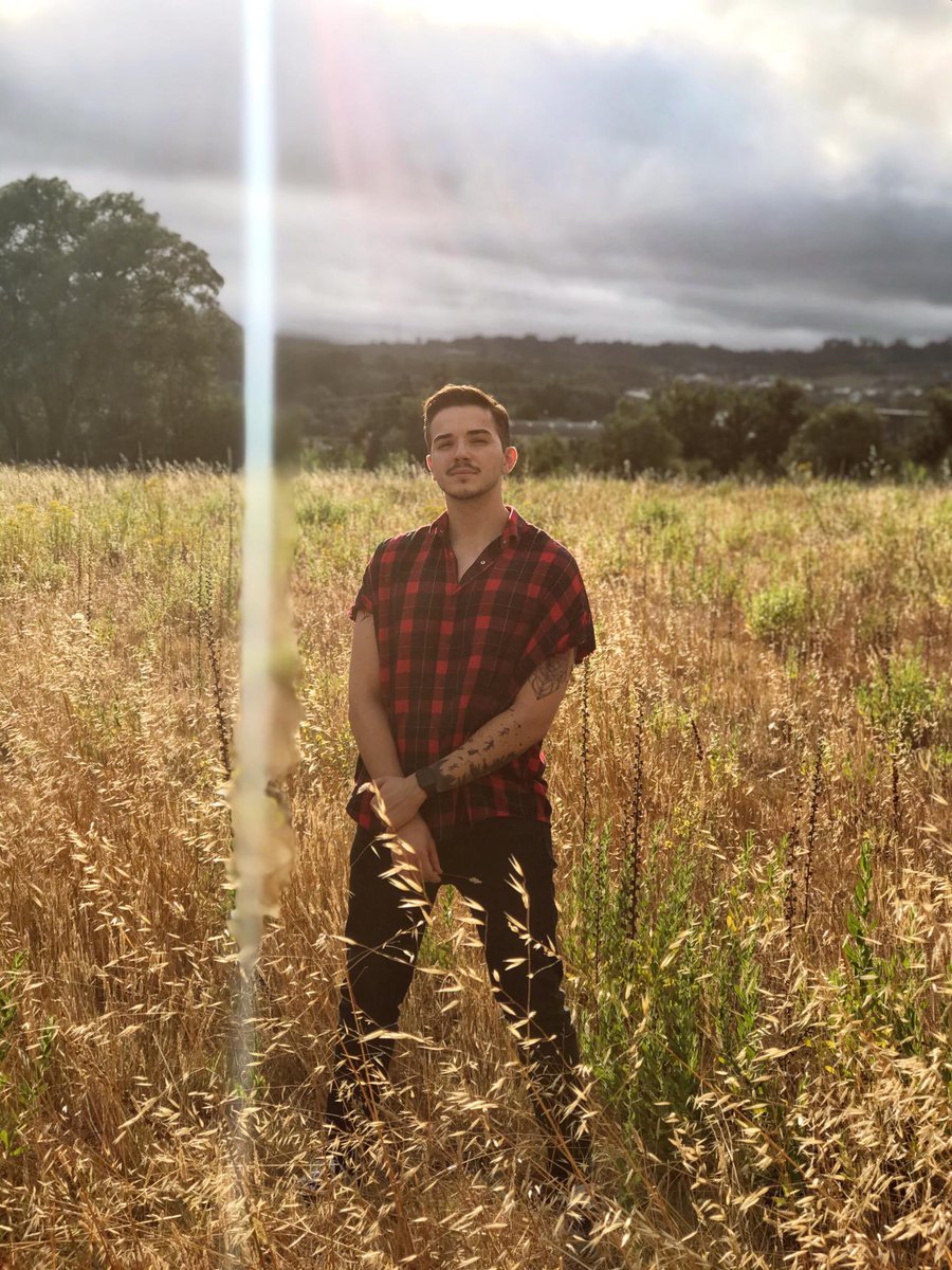 Foi por pensar em nós e nunca em mim
Foi pôr-te em primeiro
Que me encontrei perdido em ti
Voltei a amar do zero 💔