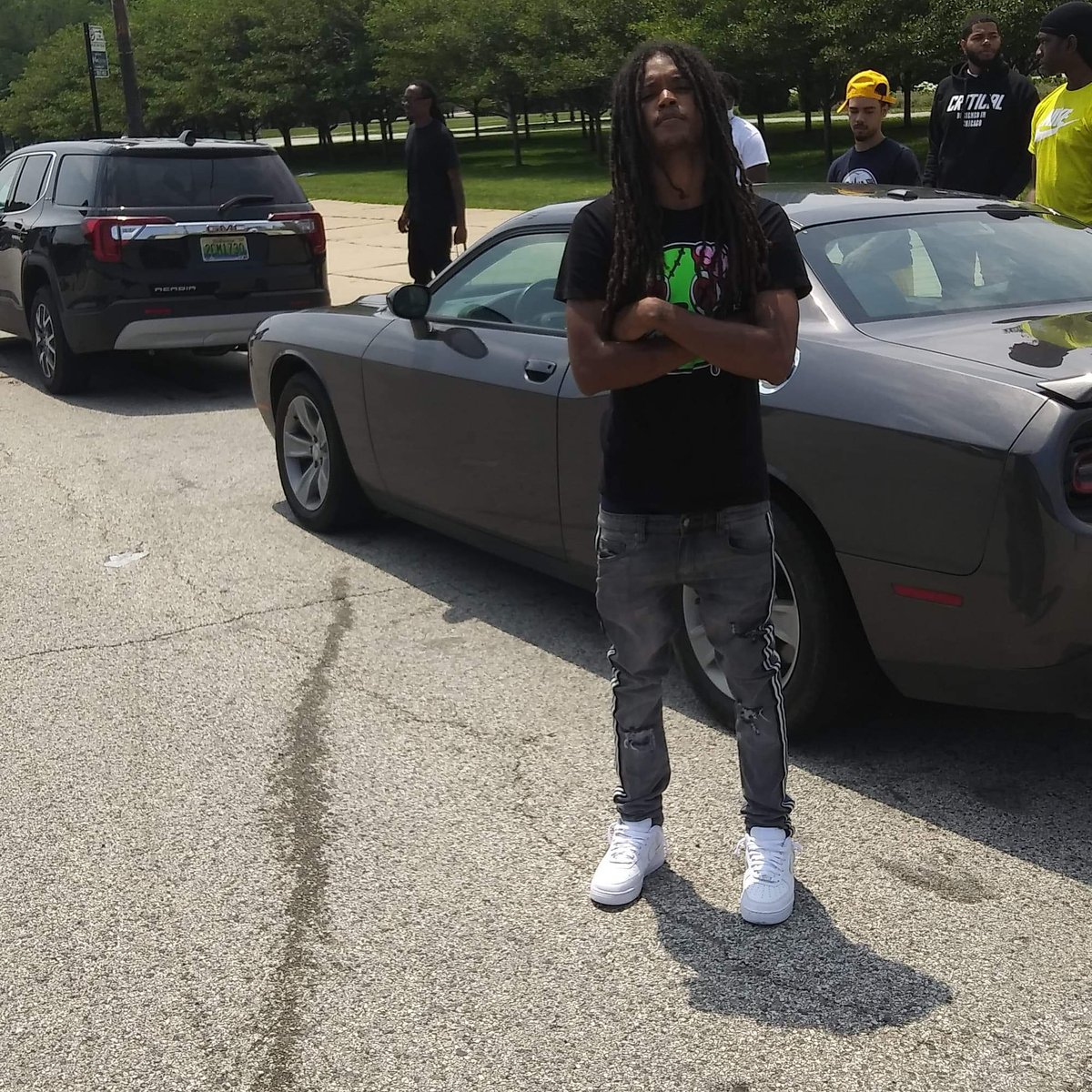 LottoBigtime's tweet photo. Bih U Can Catch Me Inna North n da South on ma 💯‼🚦🗣🗣 #WBMB #GlacierGang #ChiTown #6200 https://t.co/UBHDJbVUPr