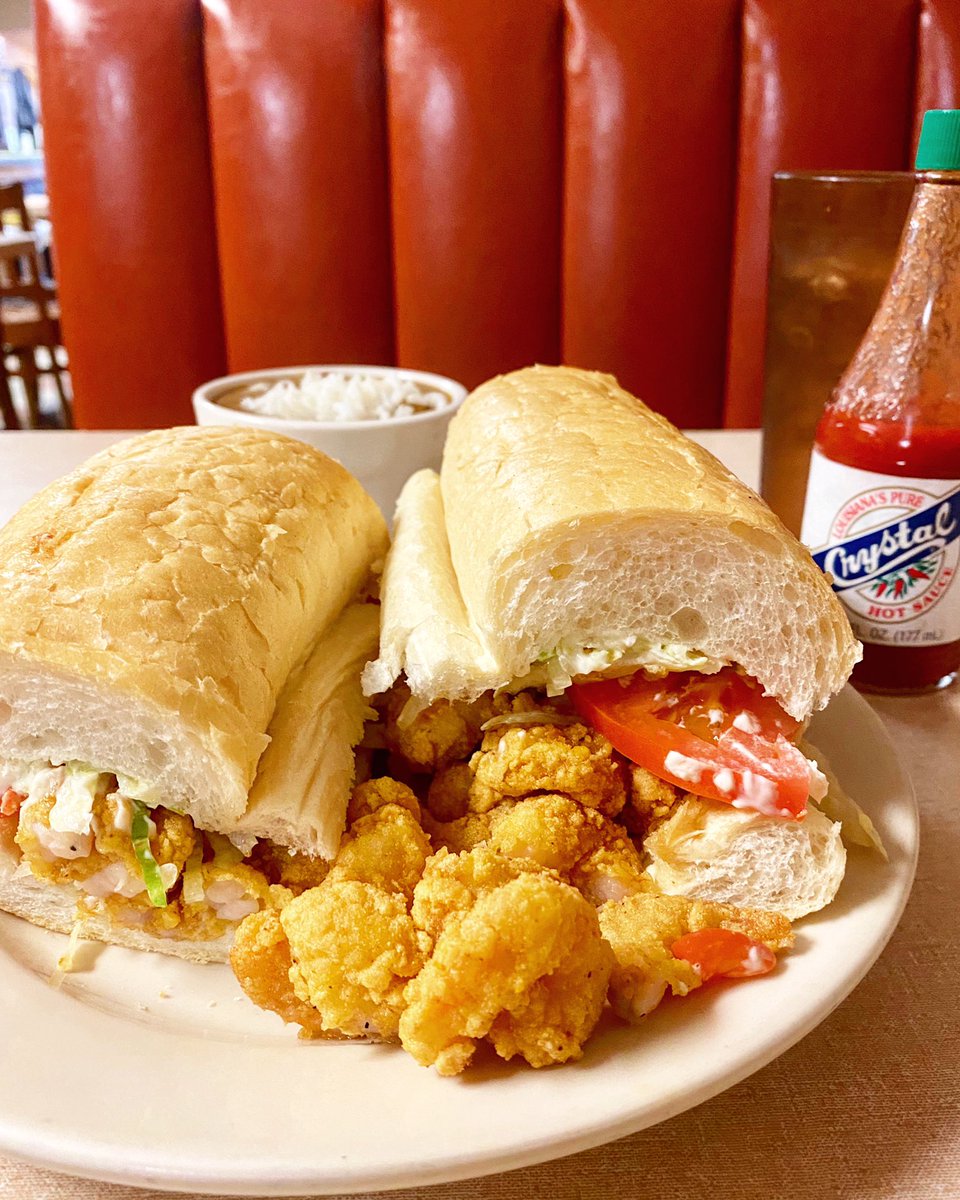 ndrewmarin's tweet photo. Well at least this is still the same...
Shrimp Poboy + a cup of seafood gumbo. #PleaseU https://t.co/UaNlPY4EKv