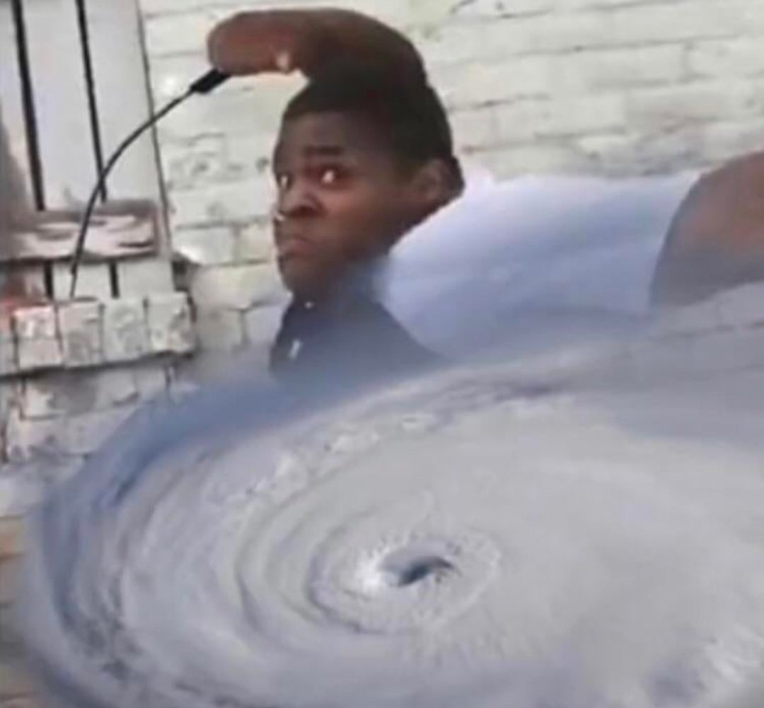 fannyhilldm's tweet photo. Diosito rifandose unas partiditas de beyblade https://t.co/jwzS37YOQZ