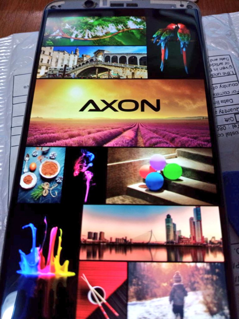 EULE39's tweet photo. #AXON7 #スマホ #早稲田
2019年2月10日夜
↓思い出
2020年7月28日夜

1年5ヶ月ちょい。バッテリー君お疲れ様でした！500回以上充放電を繰り返したよ！休んでいいゾ〜

高2でAXON7と出会ってから出会いや別れがあったが、楽しい思い出を記録し続けたコイツとは、今後も仲良くやって行きたいと思います。 https://t.co/MxCfziTanm