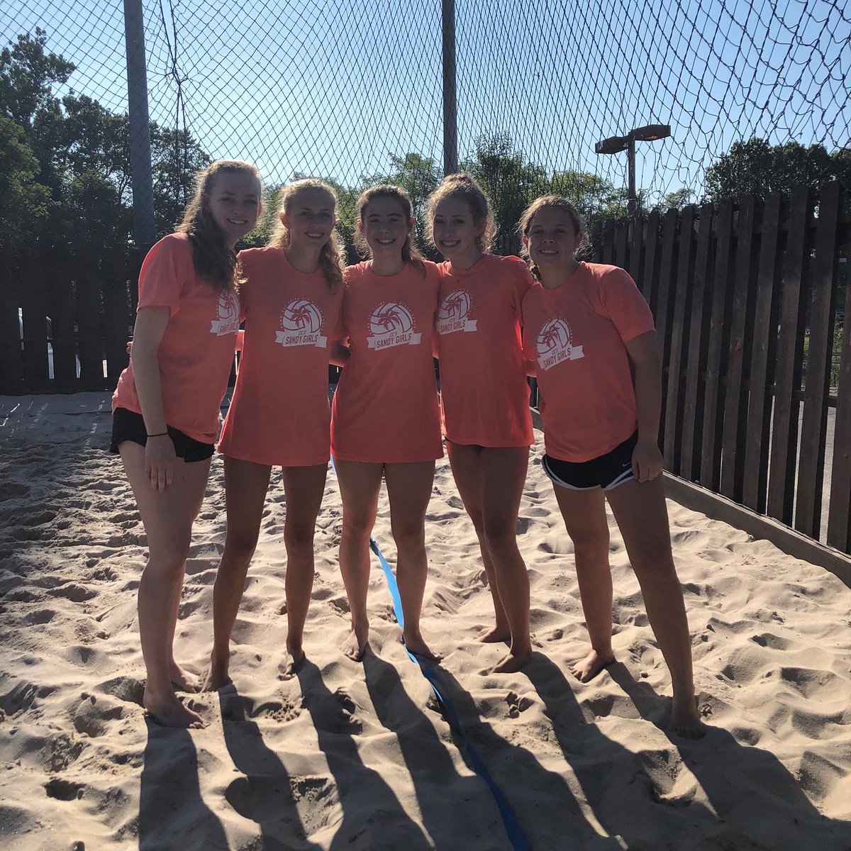 hooligans_pub's tweet image. Congratulations to the "Bad Ace Beaches" for winning our first high school sand volleyball tournament! We had a lot of fun this past weekend! Good luck in your fall seasons ladies!