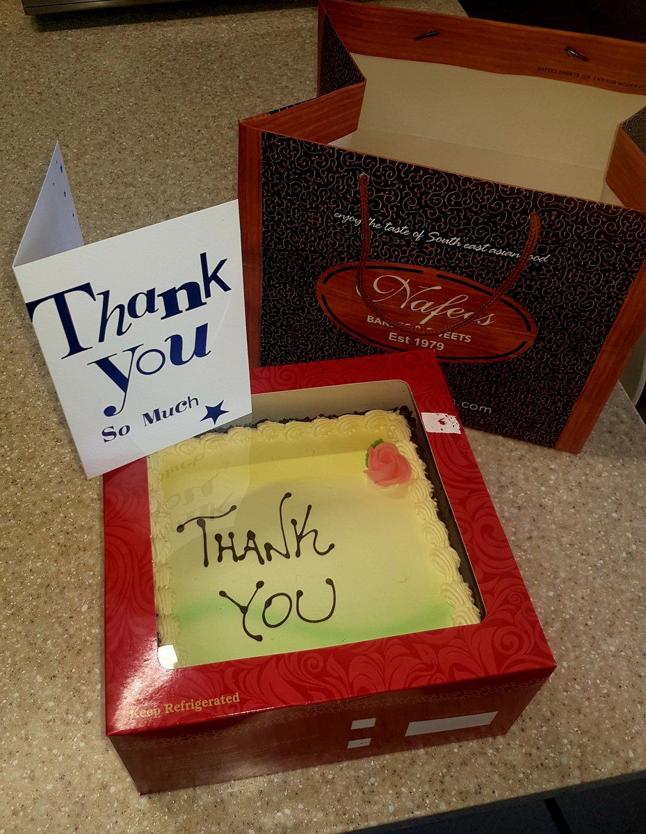 linzq28's tweet photo. Lovely treat for the team from a grateful family who were thankful for the brilliant care & support their relative received #recovery #teamwork #familyinvolvement #teamjdu 🙌🏻 @sodamann @Dominiq53779481 @Nyreen18 @bobstermanc @TrottBenjamin https://t.co/bJYrpjMXwA