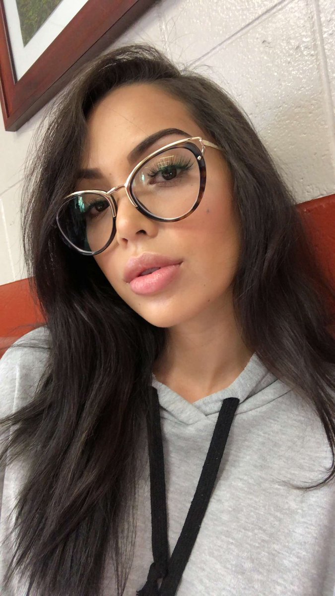 linaspacelina's tweet photo. Partante pour partager des NUDES🔞

RT = 2 NUDES

Ajoute moi sur snap si tu veux t'amuser avec moi 💋
 https://t.co/XHHSPIqwI4 https://t.co/Wrg0ki3U1m